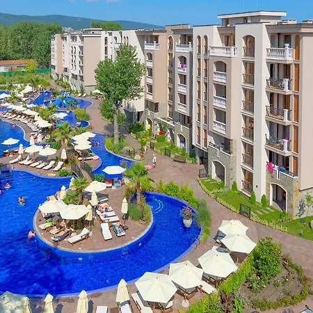 Апартамент La Perla Cascadas *